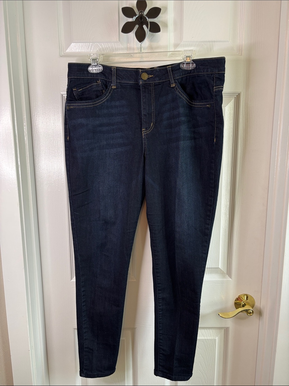 Democracy Dark Indigo 5-pocket Skinny Jeans Size 14